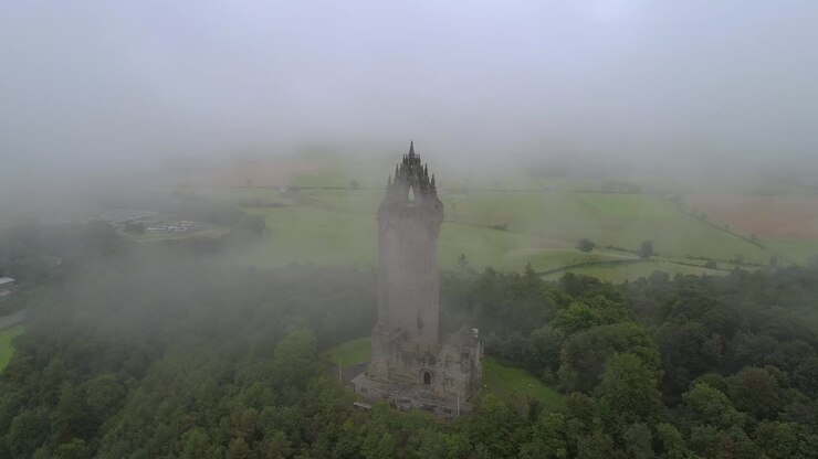 National Wallace Monumentet, Stirlings mest berømte vartegn, der står på Abbey Craig, en bakketop med udsigt over Stirling i Skotland