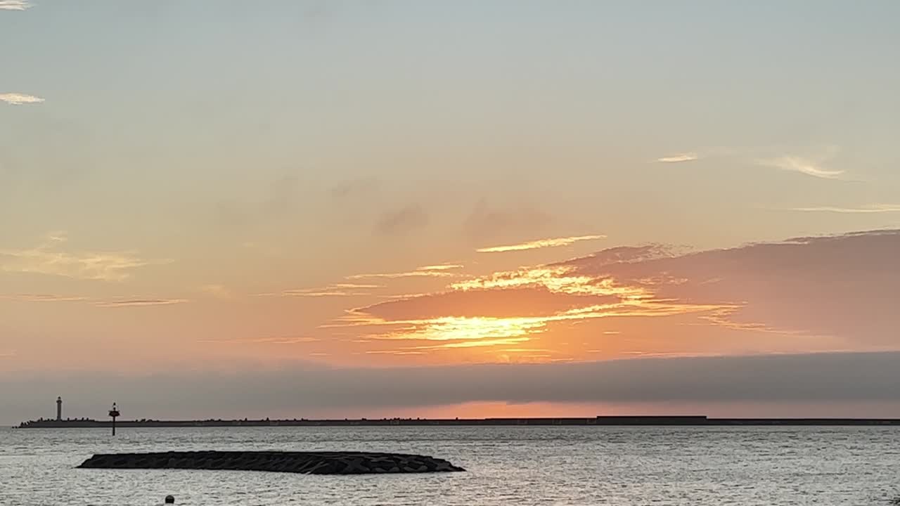 오키나와 나하 우미소라 공원의 저녁 풍경