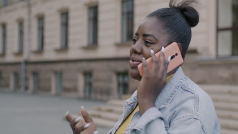 woman on the phone outdoors
