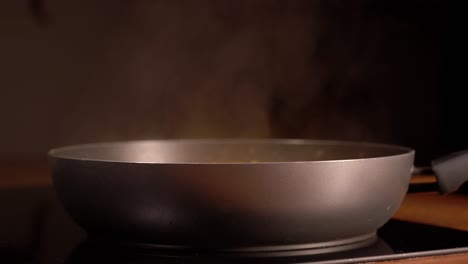 a lot of steam after opening a frying pans lid