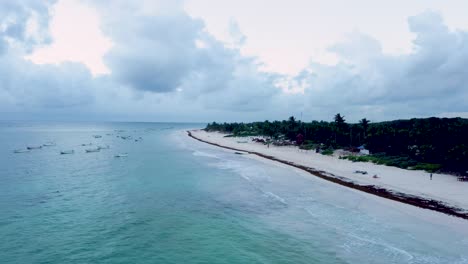 Playas-De-Tulum-Mexico-En-El-Mar-Caribe