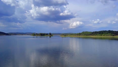 Vista-De-Dron-De-La-Presa