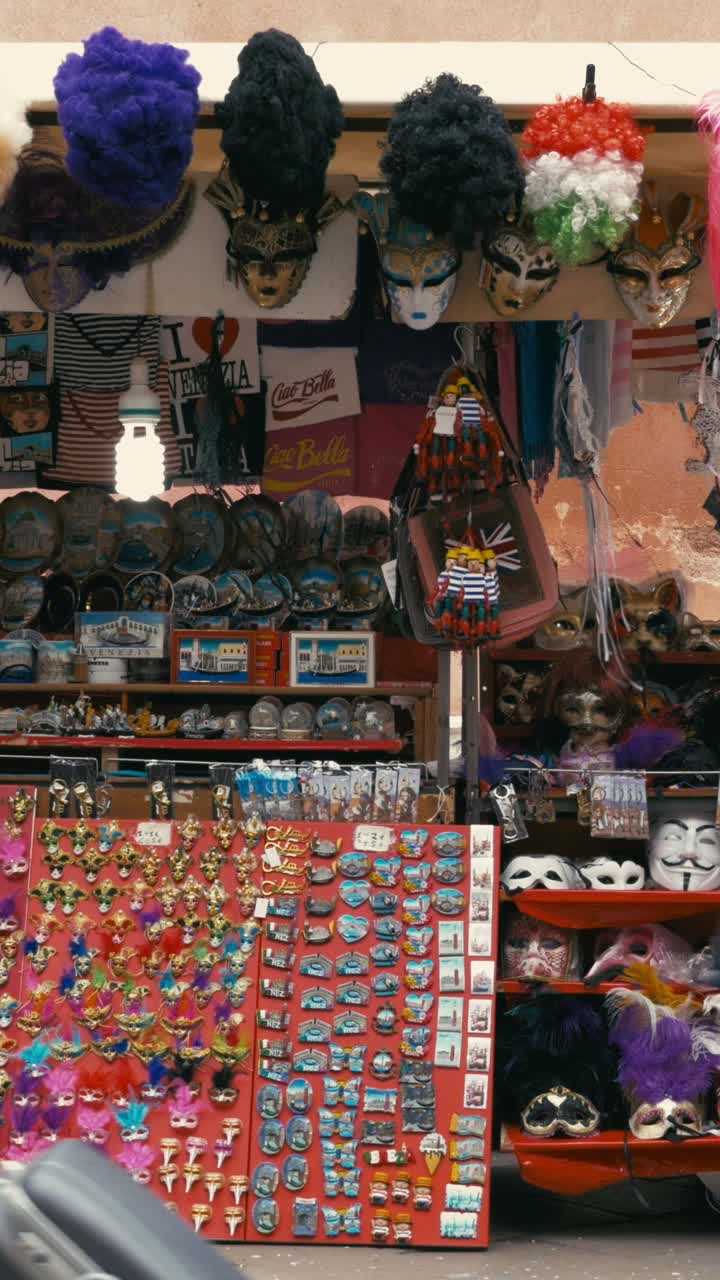 Souvenir shop in Venice