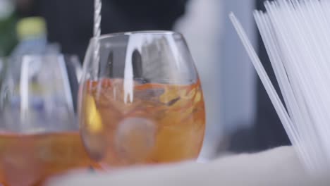 aperol spritz cocktails