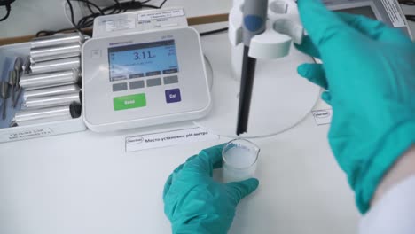 laboratory ph meter testing