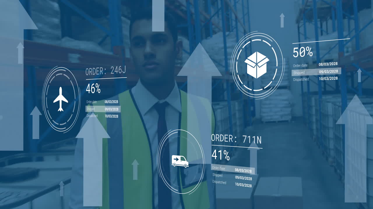 animación de procesamiento de datos digitales sobre un hombre biracial que trabaja en un almacén