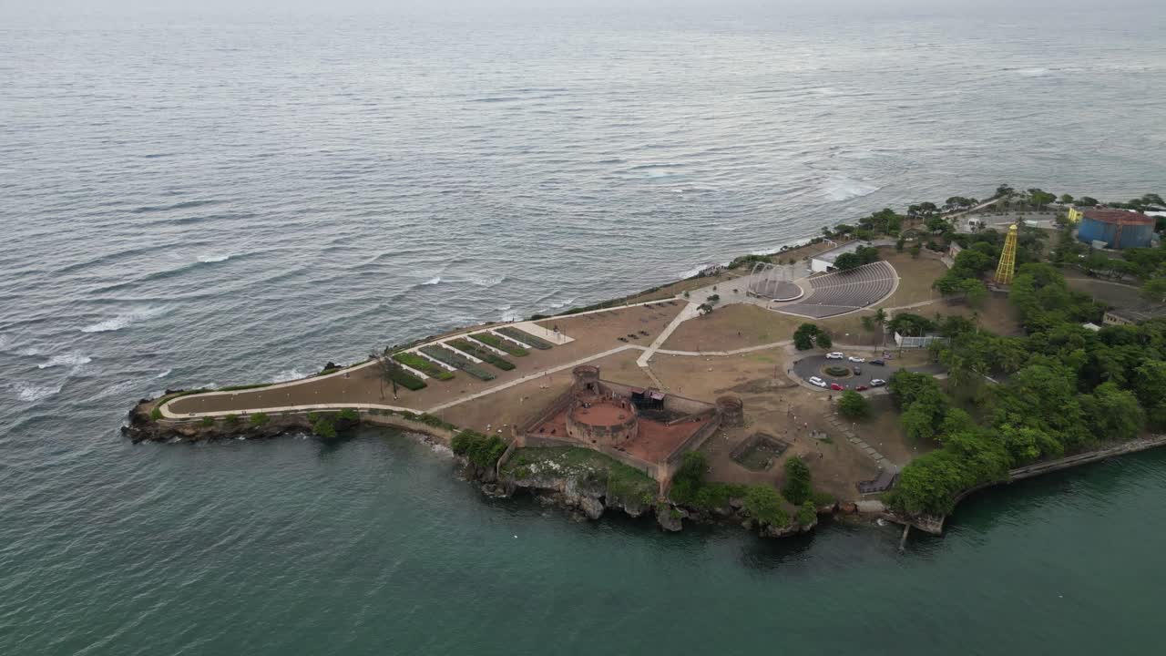 Vista aerea del Parco La Puntilla e della Fortaleza de San Felipe a Puerto Plata, sulla costa settentrionale della Repubblica Dominicana