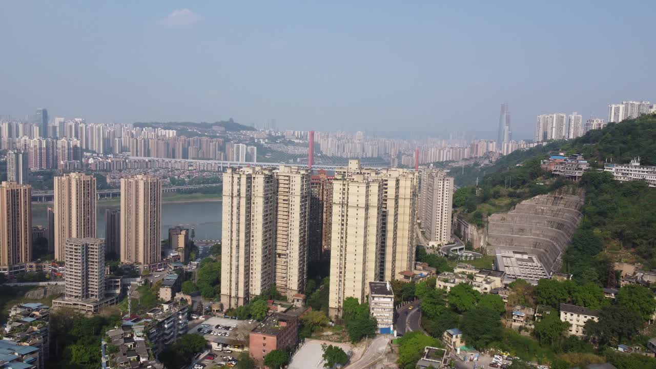 desde las ciudades montañosas de chongqing hasta las orillas de los ríos