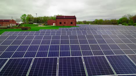 Solar-Panels-as-renewable-energy-at-water-treatment-plant-Rittman,-Ohio,-USA