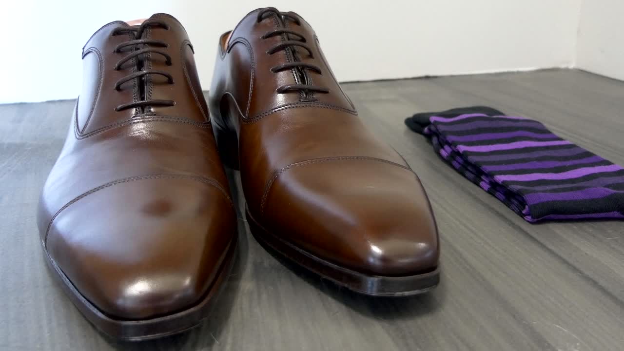 결혼식 정장, 넥타이, 양말, 신발 샷 - 신랑 시계 - 신랑 남자