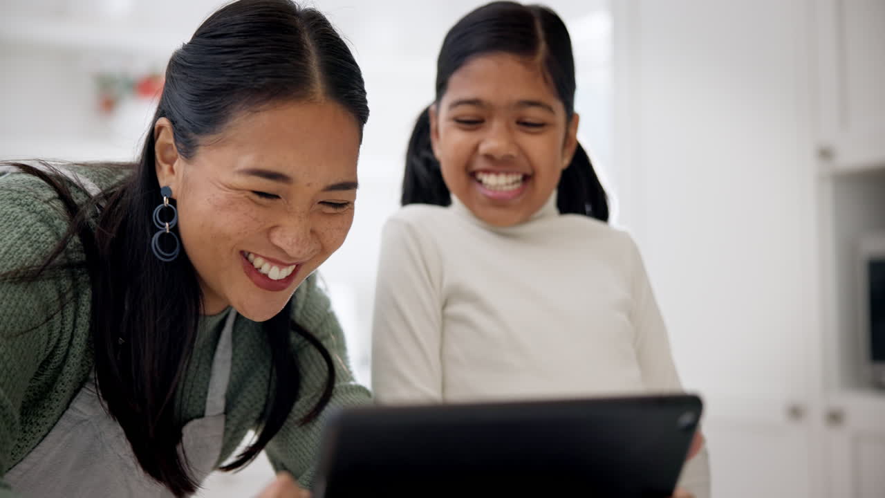 태블릿, 코미디와 아이와 함께 스트리밍