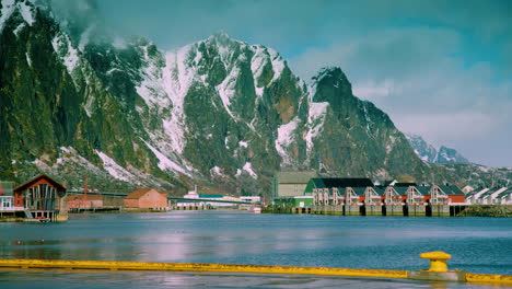 Cinematic-shot-of-houses-in-Svolvaer,-Lofoten,-Norway