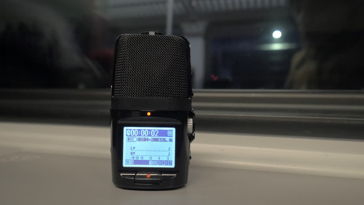 디크타폰에서 녹음 시작