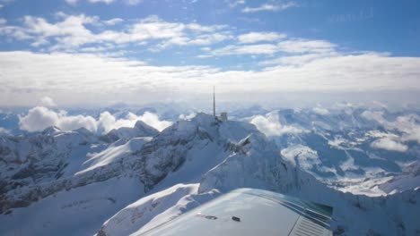 Aufnahmen-Von-Einem-Flug-über-Die-Ostschweiz-Aus-Einem-Kleinen-Sportflugzeug