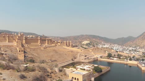 jaipur - maota lake and dramatic hilltop amber fort