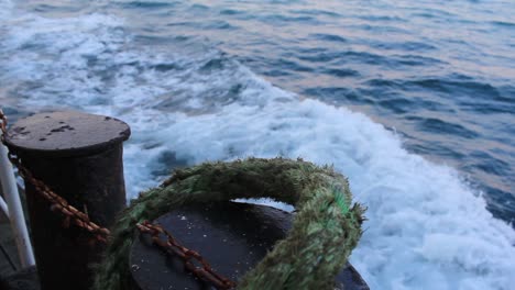 Ferry-Water-Trail-In-The-Sea