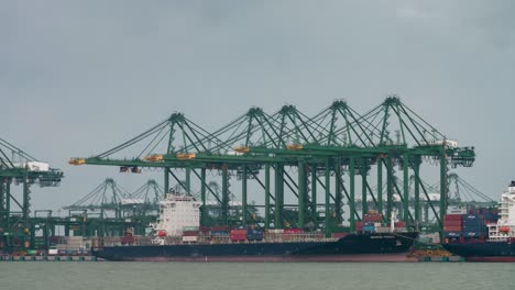 Singapore-Port-02