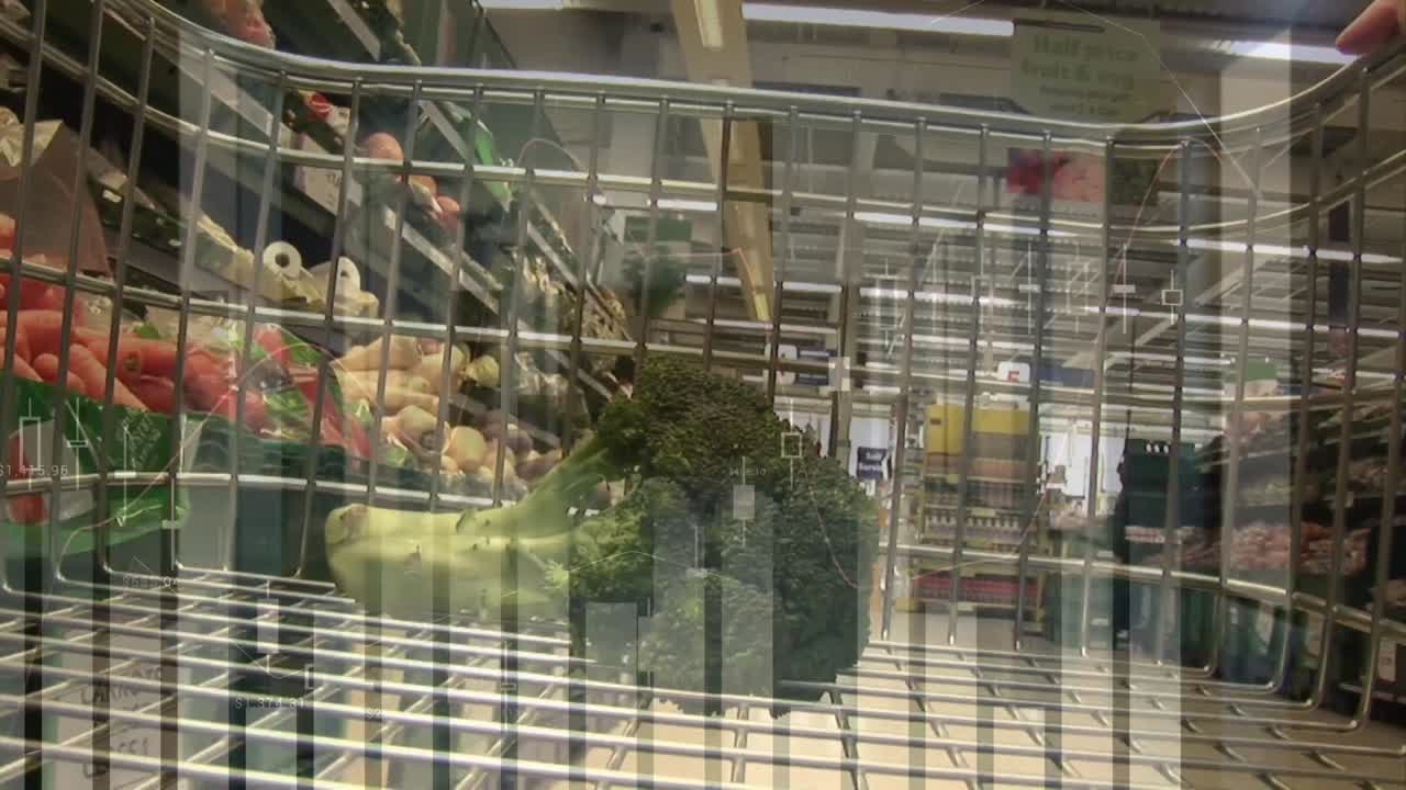 가게에서 트롤리를 가진 백인 남자에 대한 데이터 처리 애니메이션