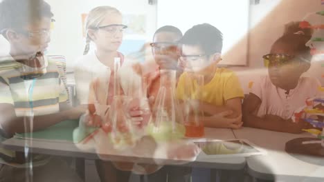lavarse las manos en el fregadero contra los niños en el laboratorio