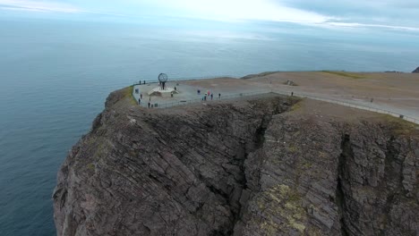 Cabo-Norte-(Nordkapp)-En-El-Norte-De-Noruega.