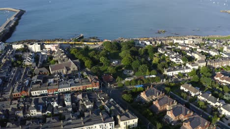 parque del pueblo, dun laoghaire, dublín, irlanda, agosto de 2021