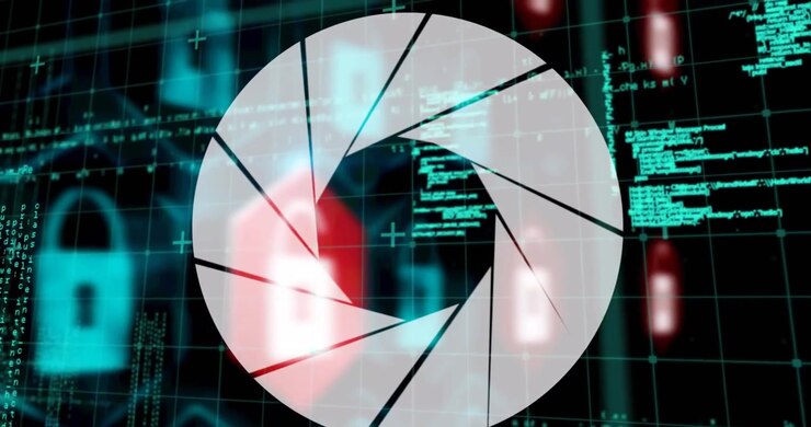 Animation af rød tekst 'høj score' over eksplosion og databehandling på sort