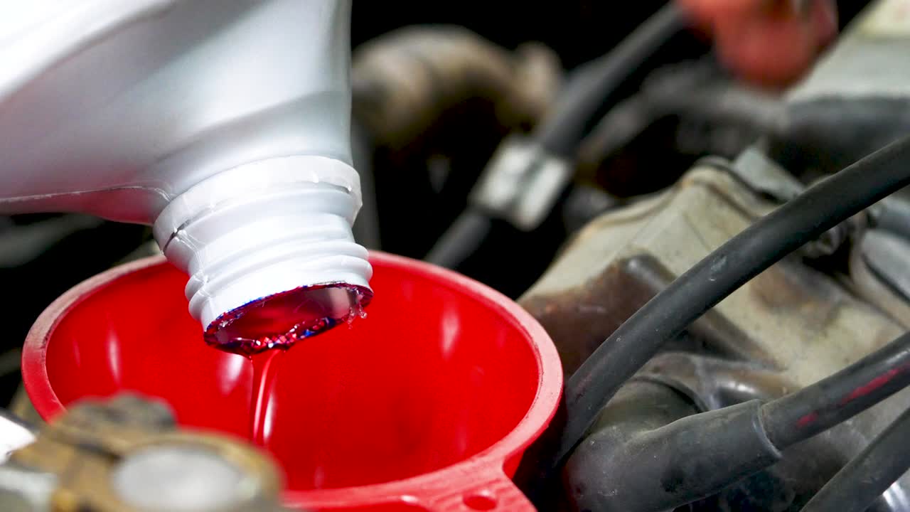 전문적인 기계 정비 자동차