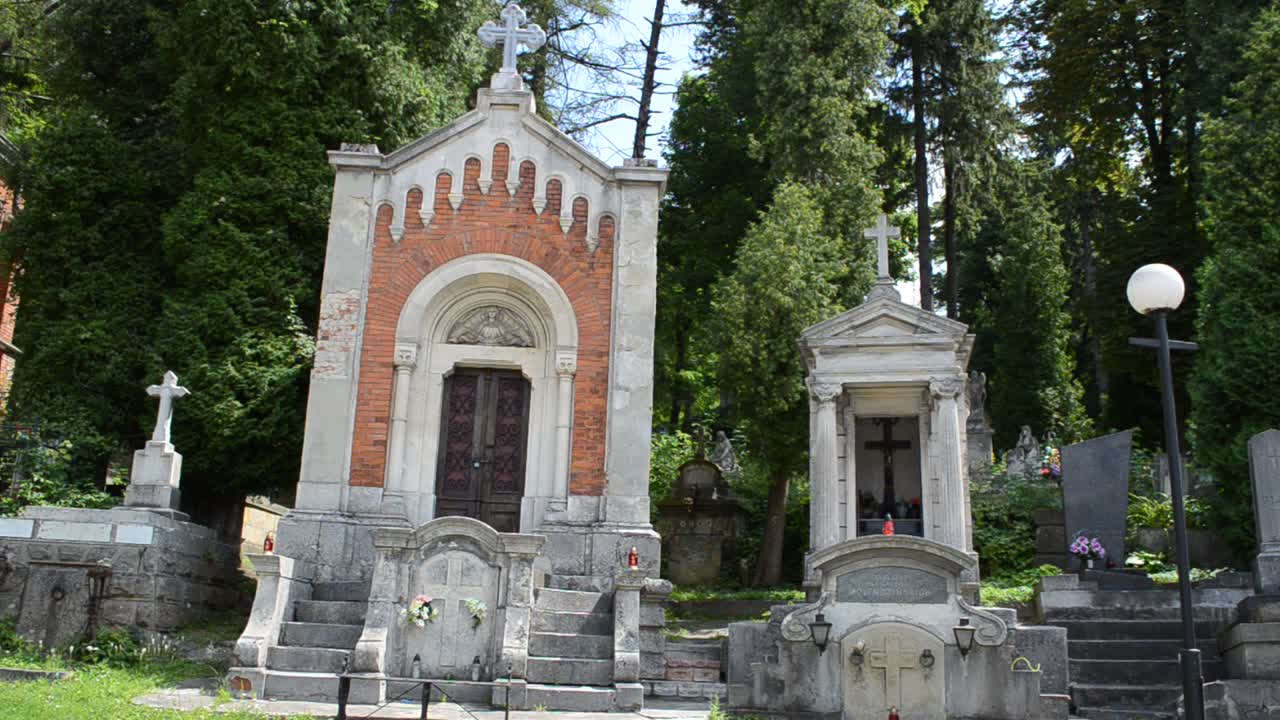 Cimitero di Lychakiv a Leopoli. Leopoli, Ucraina. Il complesso storico e commemorativo (dal 1991) a Leopoli nel quartiere storico di Lychakiv, uno dei cimiteri più antichi dell'Ucraina
