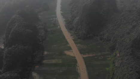 revelan la toma del famoso ninh binh tam coc vietnam, desde el aire