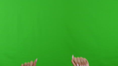 gestos de las manos en la pantalla verde