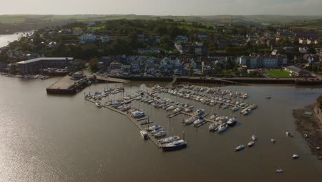 Luftaufnahme-Des-Hafens-Von-Kinsale,-Cork,-Irland-01