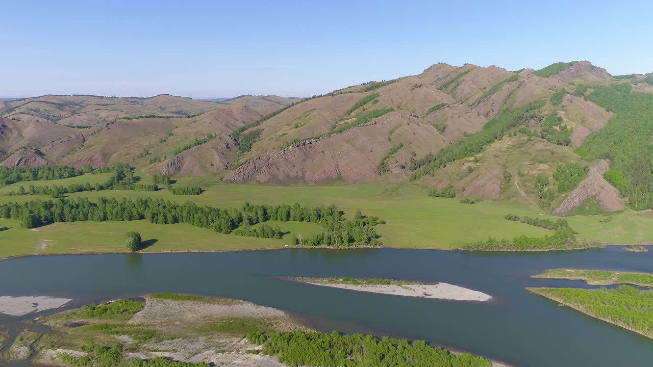 реки и горы - величественное сочетание