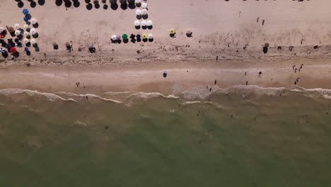 vista cenital de la playa de progeso en yucatan
