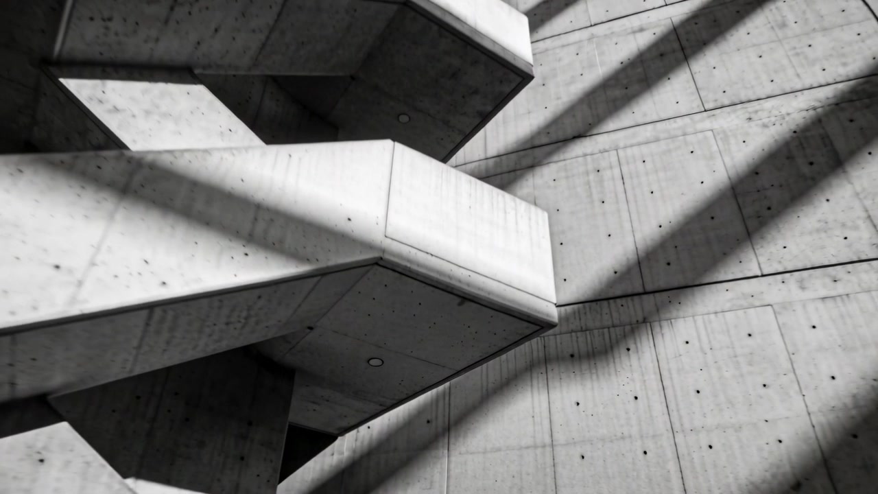 Sich bewegende Kamera enthüllt eine rechte Palme und Betontreppen in einem Atrium, fokussiert auf diagonale Schatten.