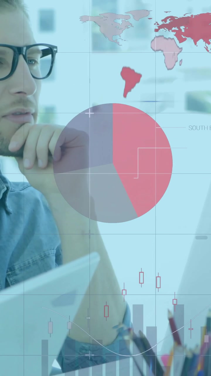 Animazione dell'elaborazione di dati finanziari su un uomo d'affari caucasico che usa il computer