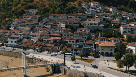 Berat-Albania,-aerial-views-of-the-urban-landscape:-view-traveling-in-to-the-famous-houses-with-their-houses-and-their-windows