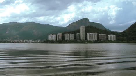 pan shot laguna rodrigo de freitas
