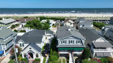 beach houses in luxury neighborhood