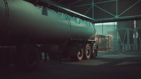 detalles con el equipo en una refinería de petróleo