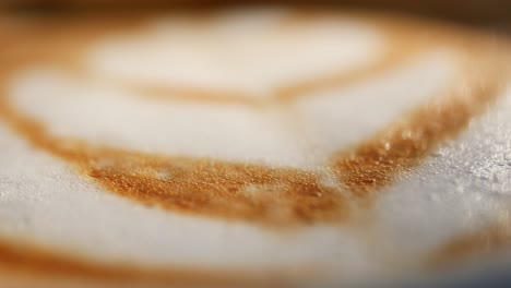 primer plano del arte del latte