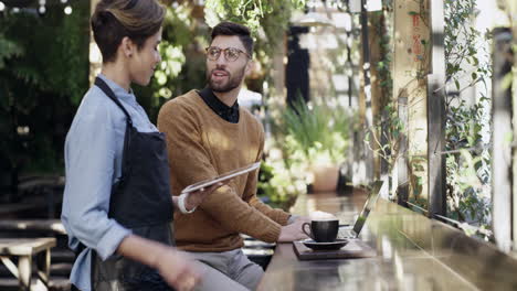 Was-Kann-Ich-Dir-Zum-Kaffee-Mitbringen?