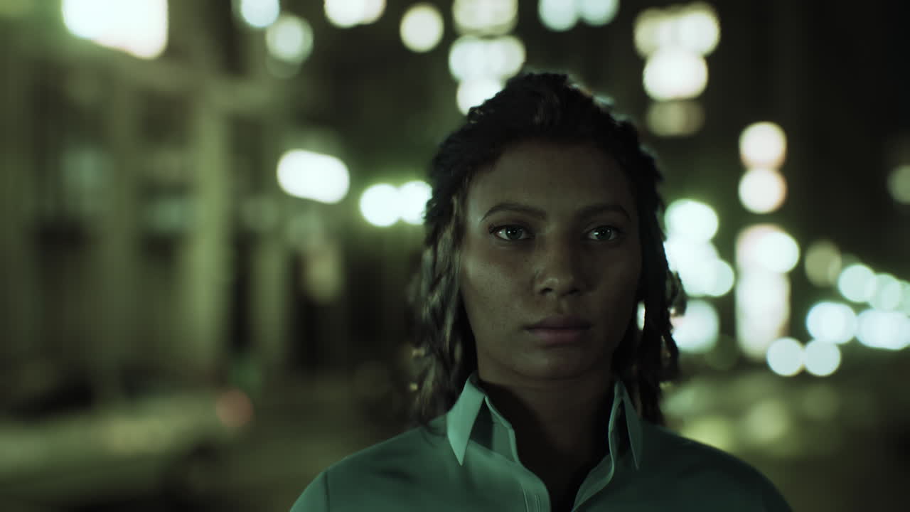 портрет красивой женщины среднего возраста с брюнетками