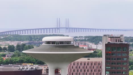 Primer-Plano-De-La-Torre-De-Agua-Hyllie-En-Hyllie,-Malmo,-Suecia