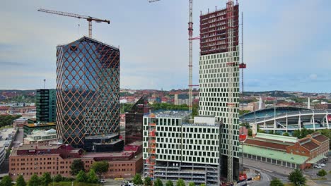 Garda-Citygate-Und-Kineum-Wolkenkratzer-Im-Bau-In-Der-Nähe-Des-Ullevi-stadions-In-Göteborg,-Schweden