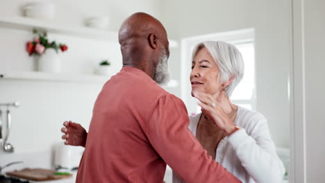 Interracial,-Menschen-Und-Umarmung-Mit-Liebe