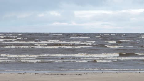 cloudy stormy ocean waves