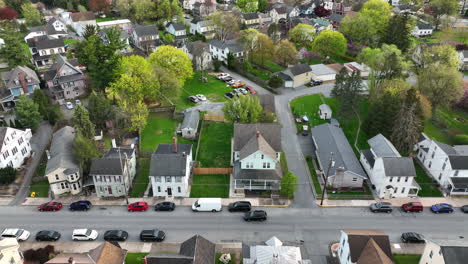 Rural-community-in-USA-during-spring-season