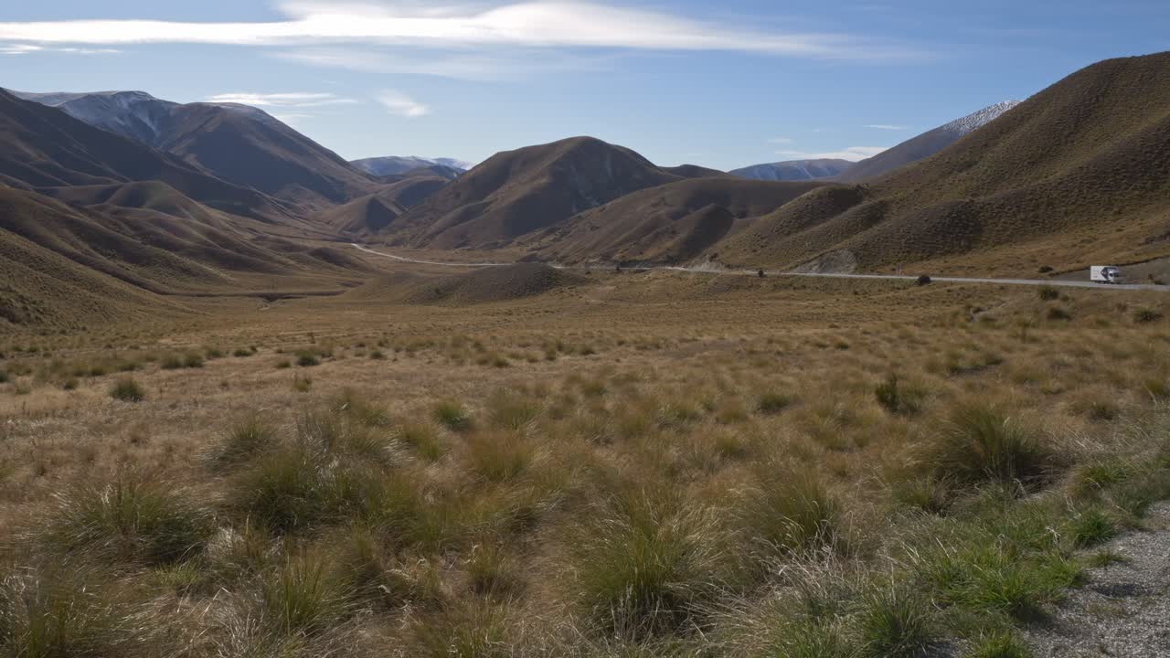 Udsigt over Lindis Pass i New Zealand - Vidvinkelbillede