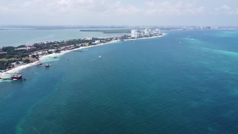 aerial of cancun hotel zone