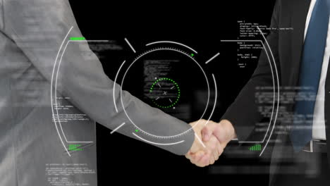 escaneo de alcance y procesamiento de datos contra la sección media de dos hombres de negocios que se dan la mano